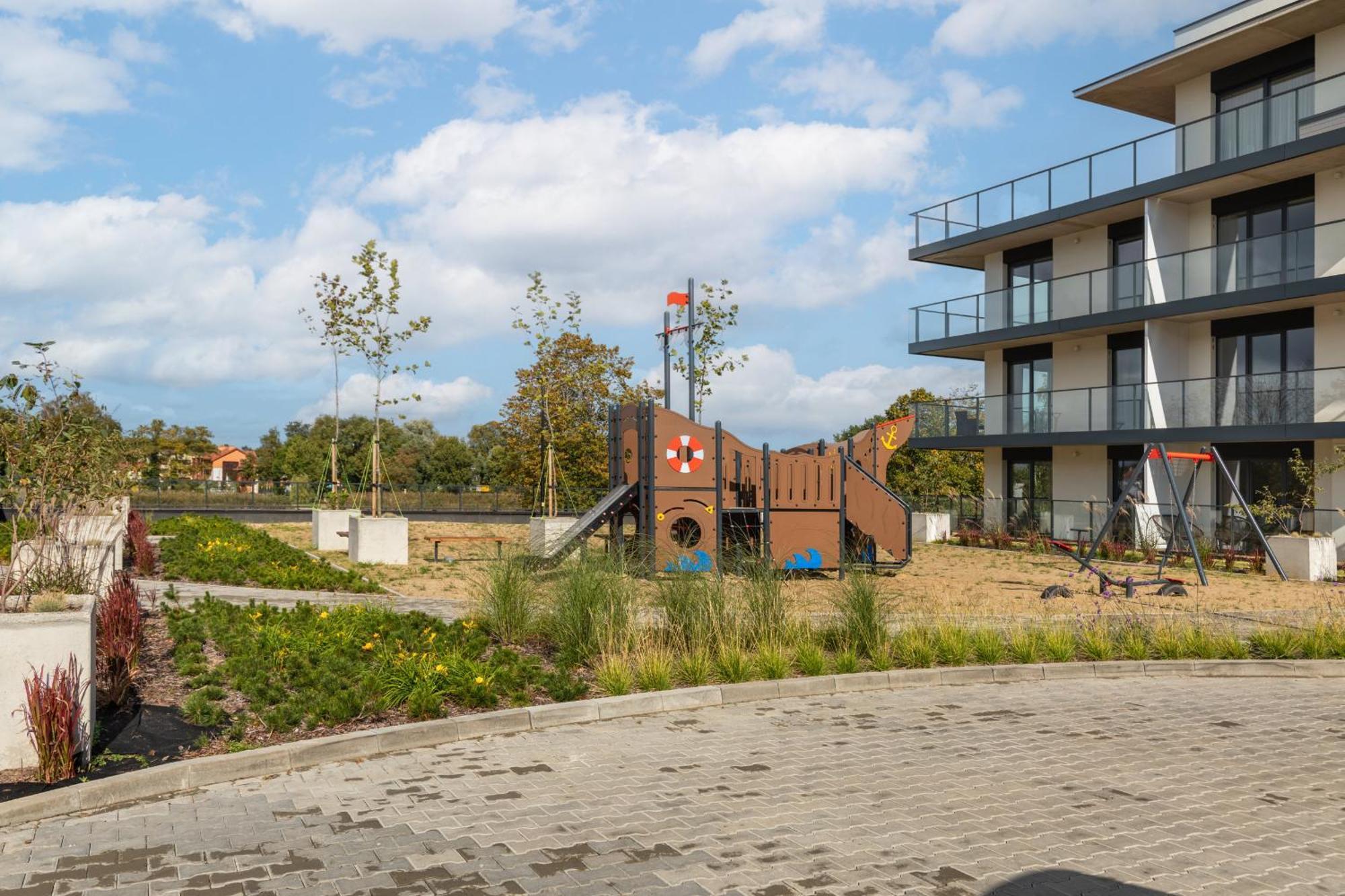 Lux Wellness Resort Apartments By The River By Renters Prestige Dziwnów 외부 사진